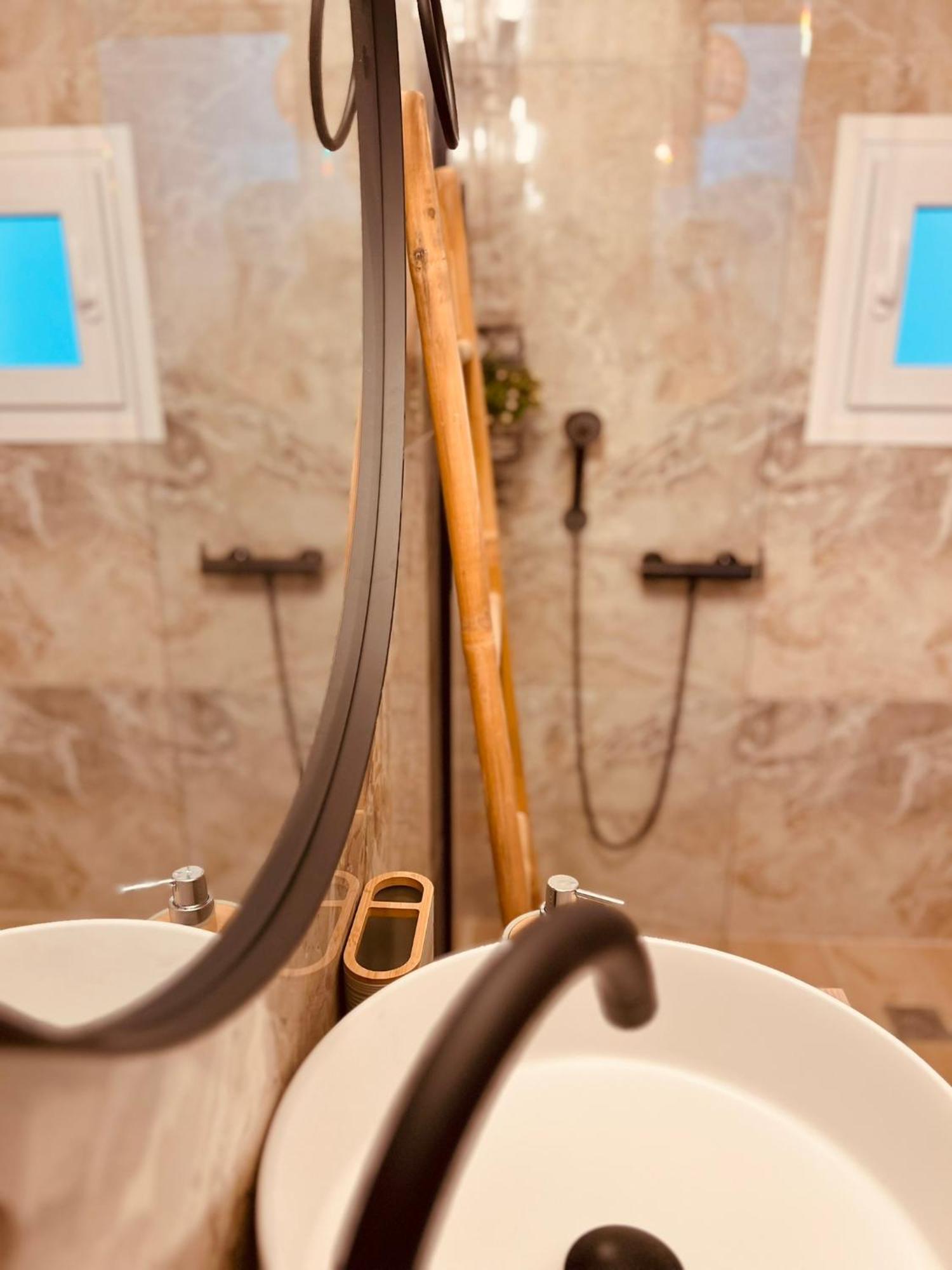 Cactus Luxury Suite3 Apartment Athens